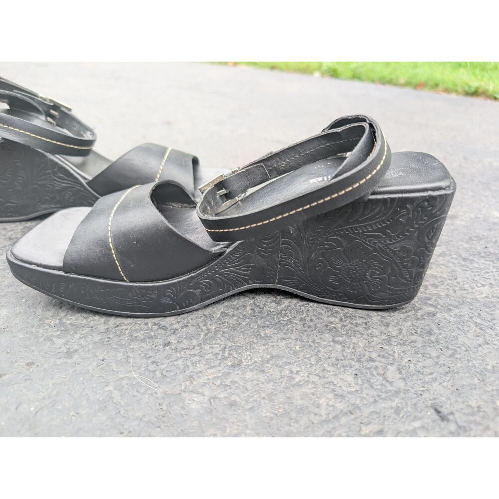 Women's Black Embossed Leather Chunky Heel Platform‎ Sandals Sz 7 90s Y2K